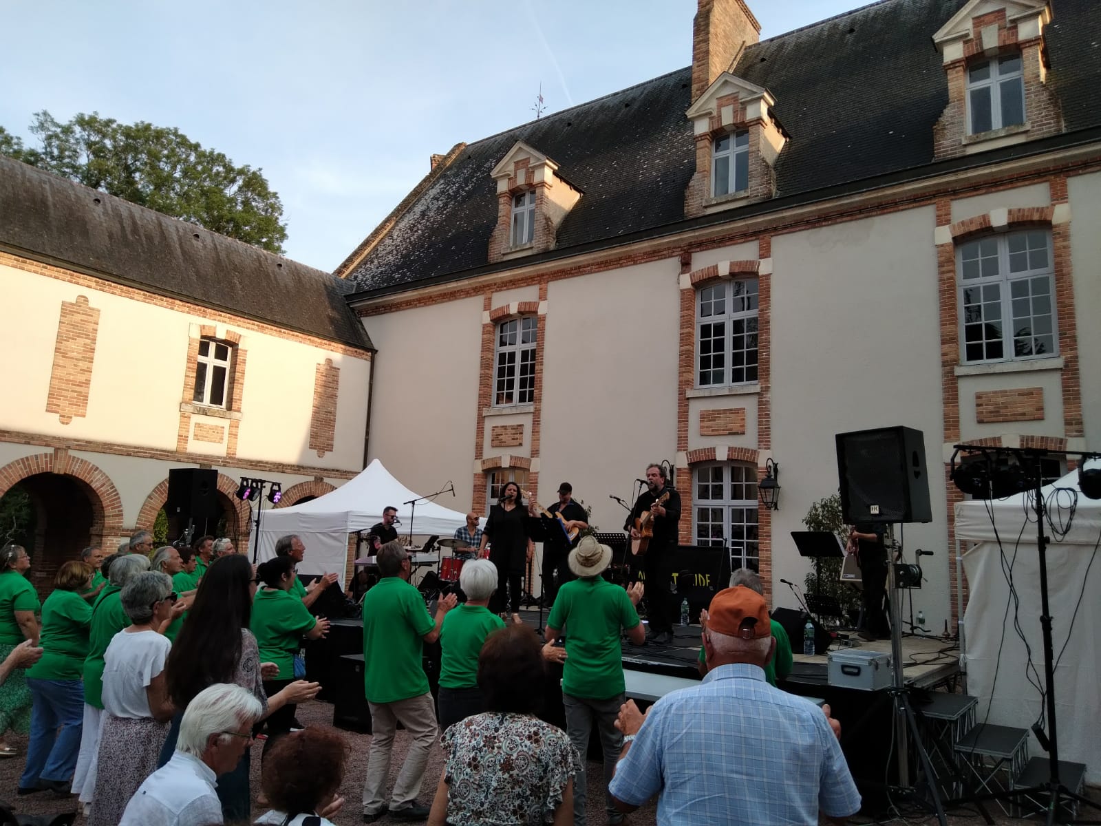 Très Belle Ambiance